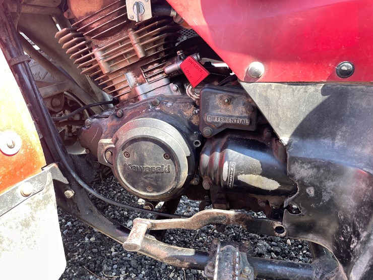 #1082-•-1986-kawasaki-300-atv-(no-registration-card)-image-5