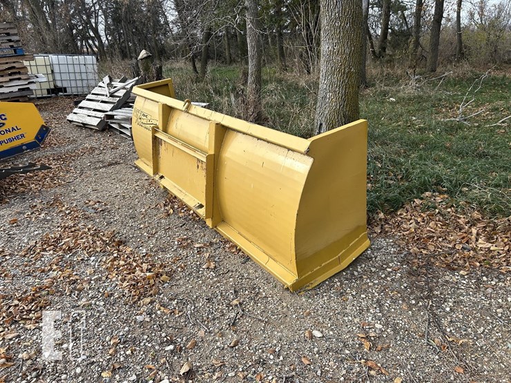 dc-wleding-10ft-snow-pusher-image-2