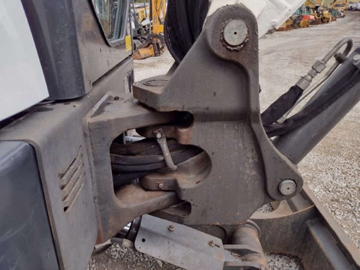 18-bobcat-e35-image-24