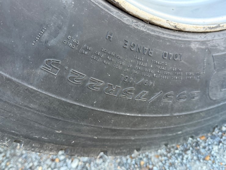 2018-freightliner-cascadia-125-image-14