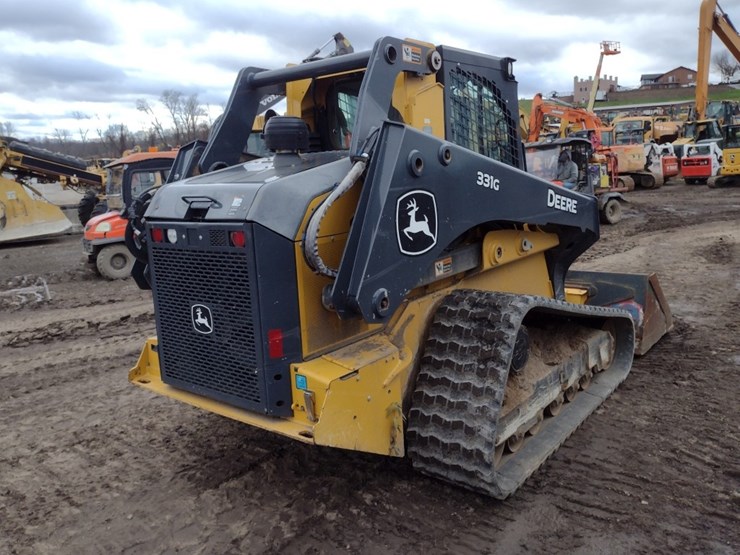 deere-331g-image-38