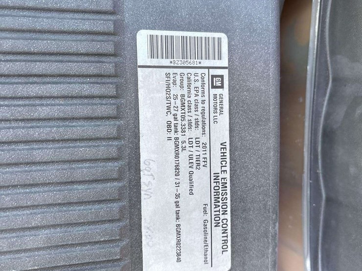 2011-gmc-sierra-1500-image-9