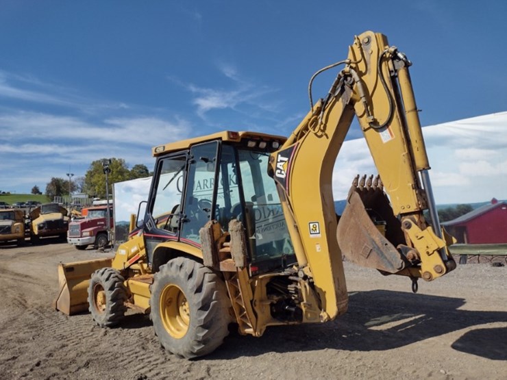 caterpillar-420d-image-43