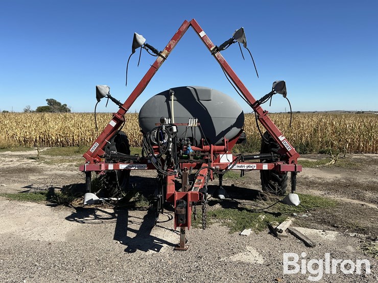 case-ih-2800-image-2