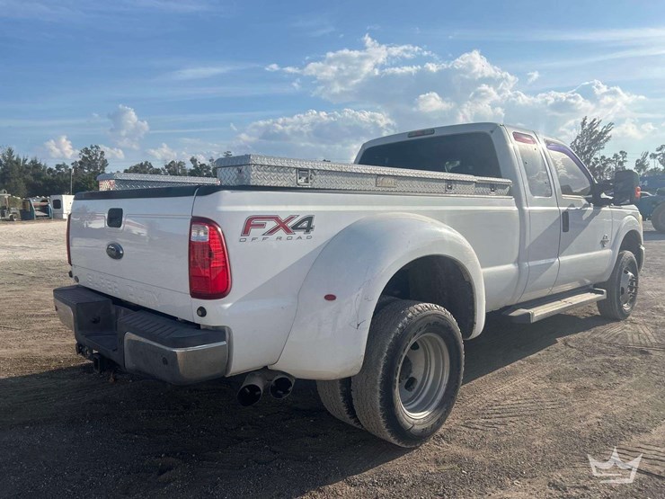 2016-ford-f350-image-3