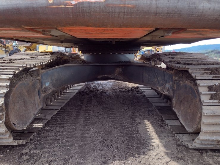 2006-hitachi-zx270-image-40