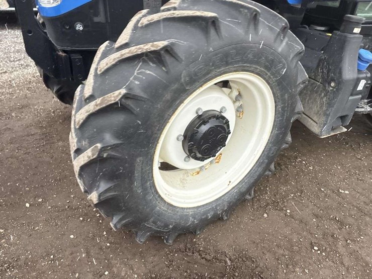 new-holland-powerstar-90-image-8