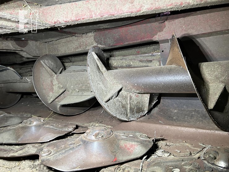 2018-case-ih-wd2504-image-46