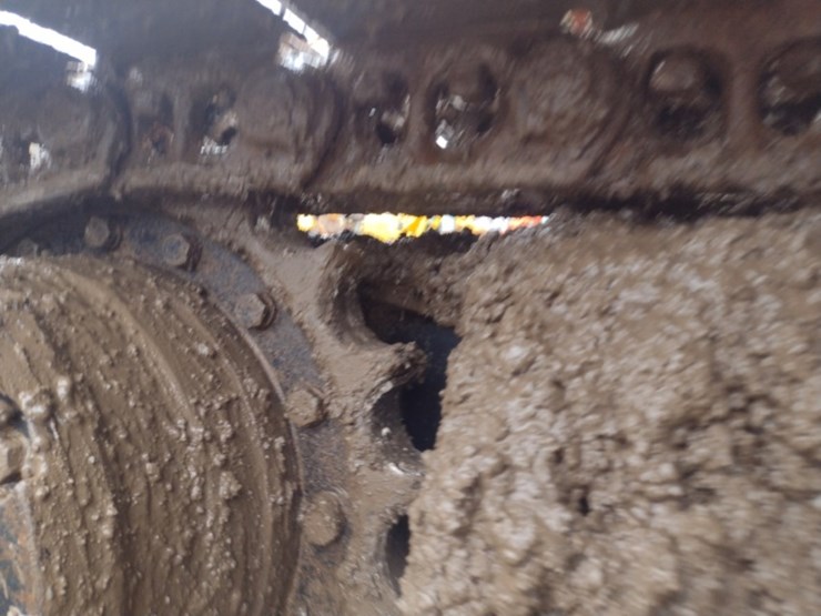 hitachi-zx135us-6-image-36