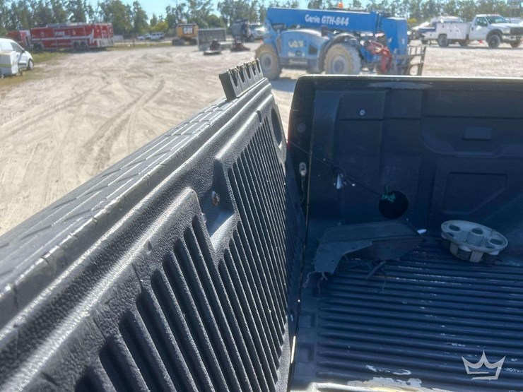 2008-gmc-sierra-1500-ext.-cab-pickup-truck-image-30