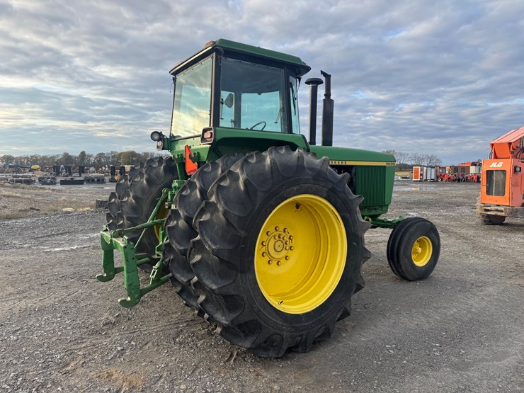john-deere-4630-image-3