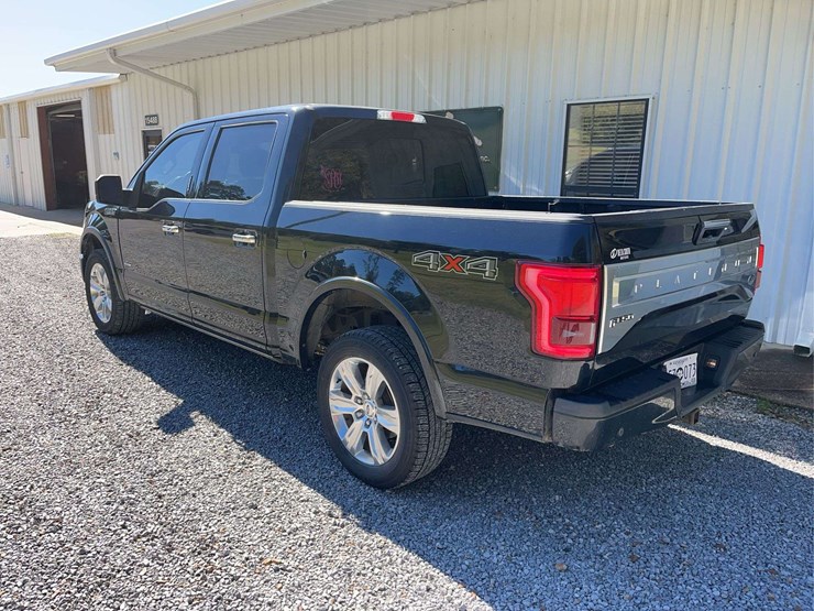 2015-ford-150-image-11