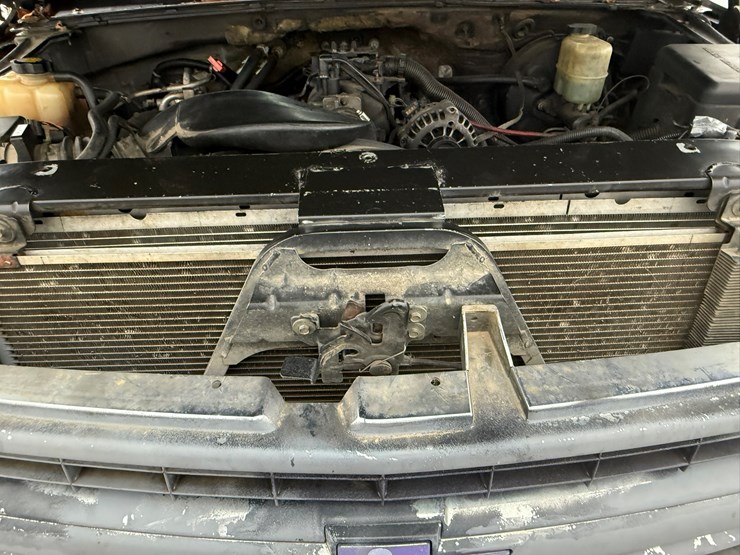 2000-chevrolet-tahoe-image-43