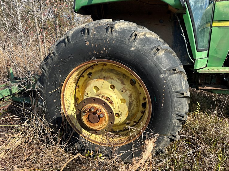 john-deere-4640-image-10