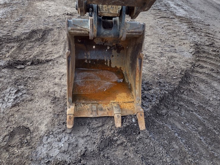 22-bobcat-e60-image-14