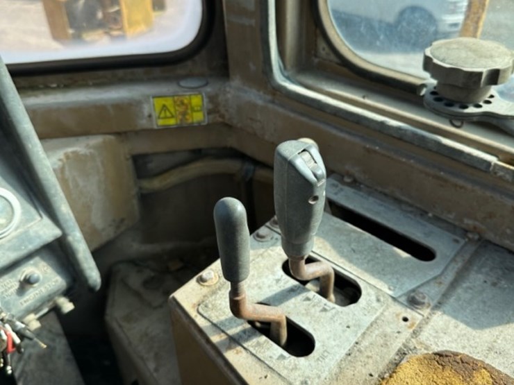 caterpillar-992c-image-14