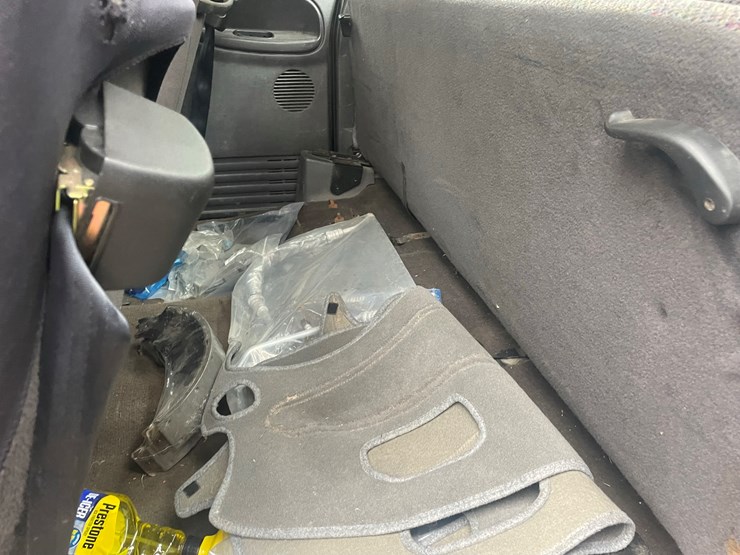 1997-dodge-2500-image-21