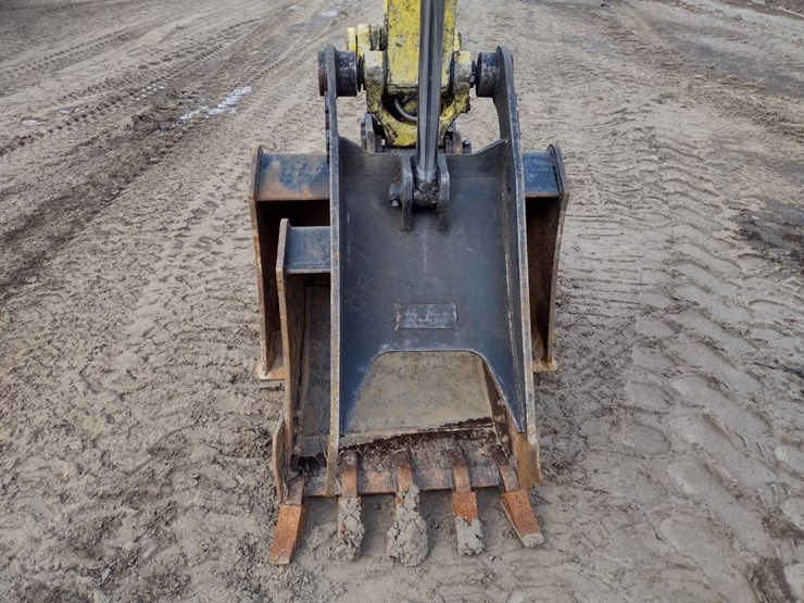 9-yanmar-vio45-image-15