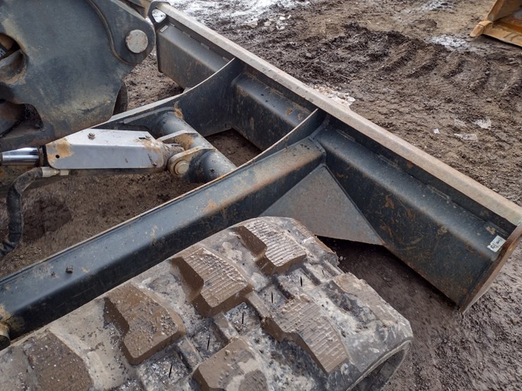 22-bobcat-e60-image-24