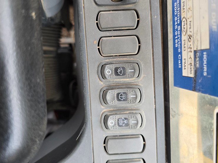 2015-caterpillar-316el-image-93