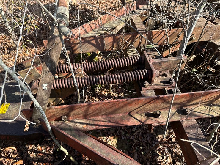 international-22-image-24