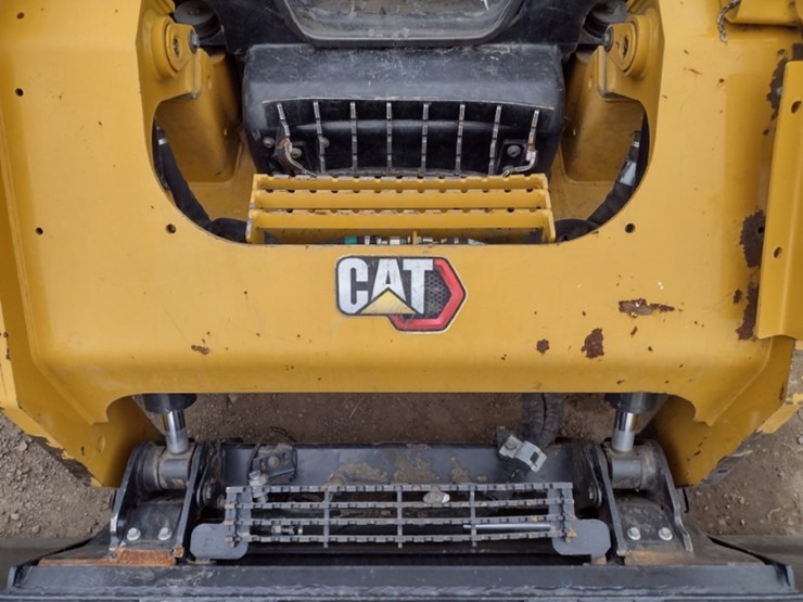 20-caterpillar-262d3-image-15