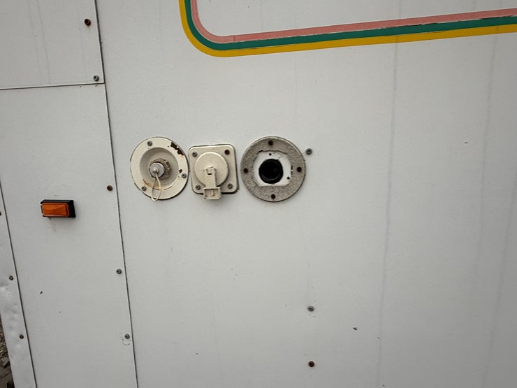 1992-cargo-wells-image-18