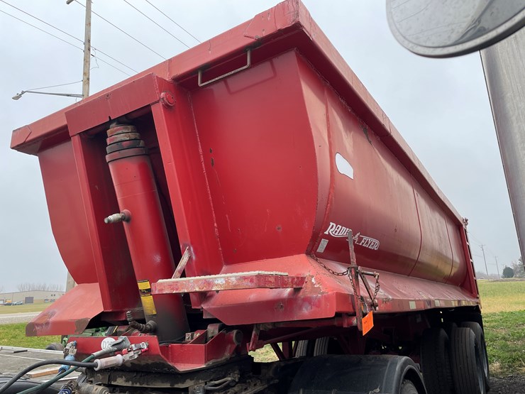 #1062-•-2002-hilbert-dump-trailer-(has-wi-title)-image-1