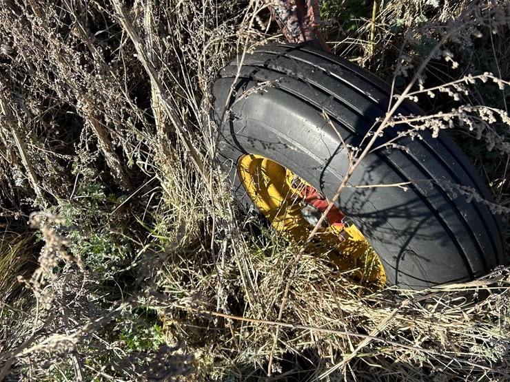 melroe-6-bottom-plow-image-10