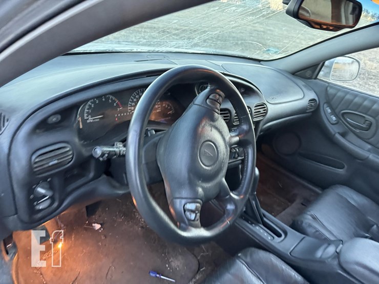 2003-pontiac-grand-prix-image-11