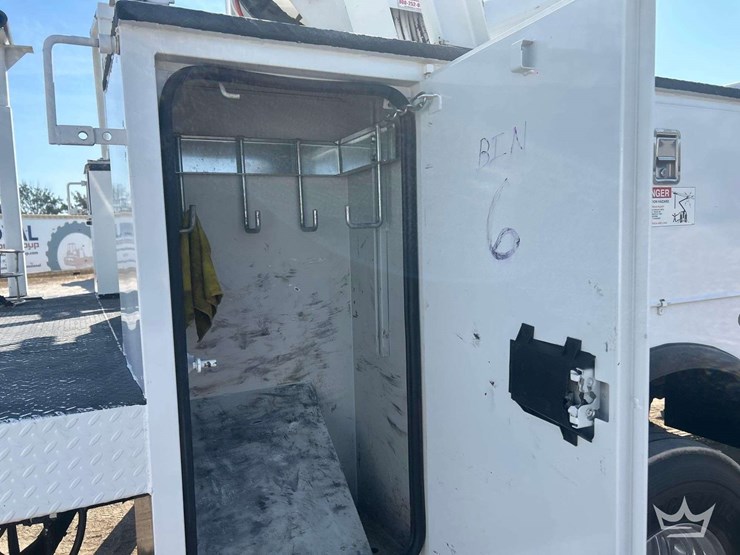 2017-ford-f750-image-34