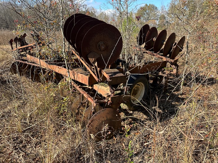 international-22-image-3