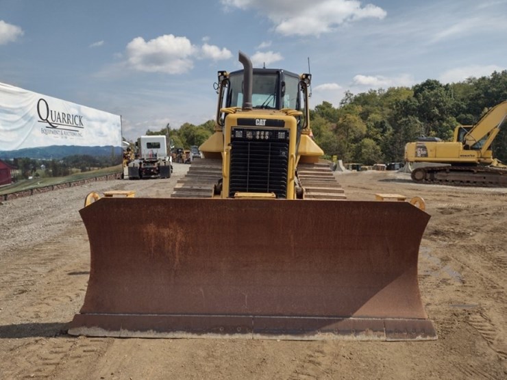 15-caterpillar-d6n-xl-image-2