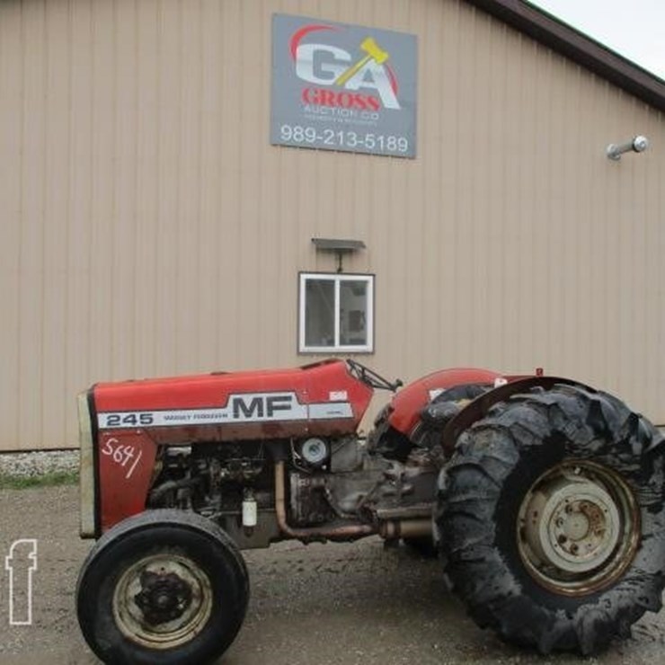 MASSEY-FERGUSON 245