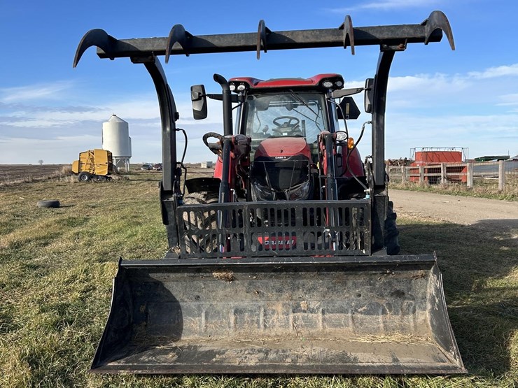 2022-case-ih-maxxum-150-image-2