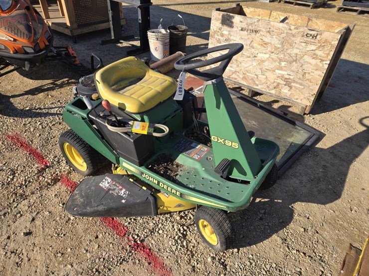 john-deere-gx95-image-1