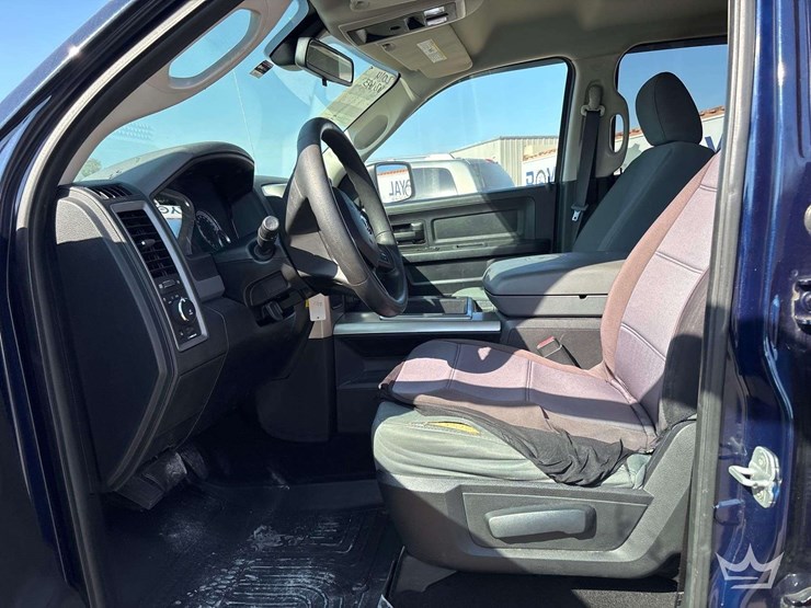 2014-dodge-1500-image-11