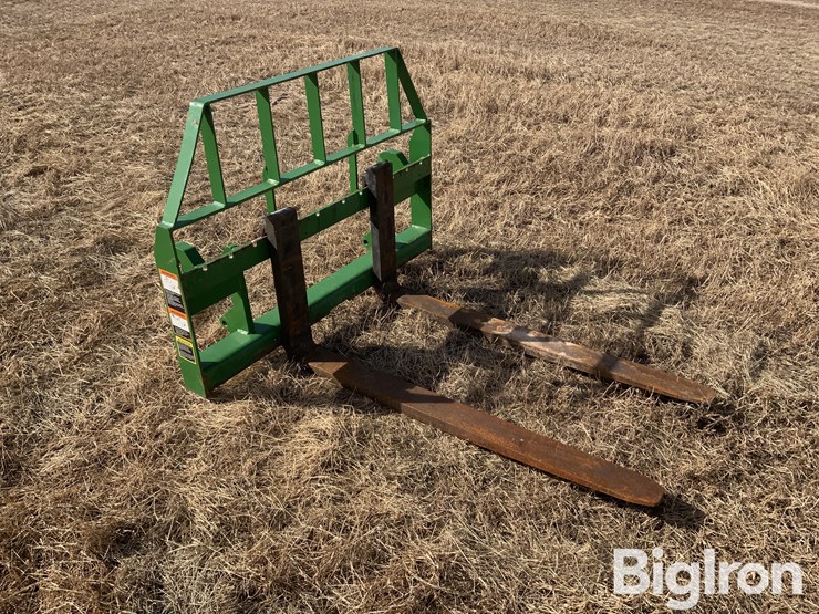 2021-john-deere-640r-image-3