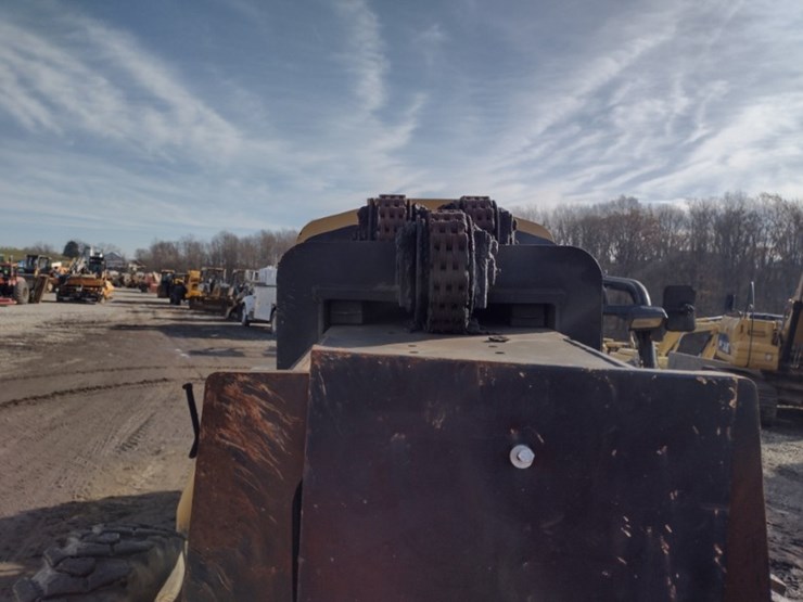 caterpillar-tl1055c-image-16