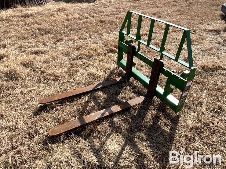 2021-john-deere-640r-image-1