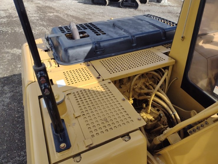 caterpillar-312b-image-44