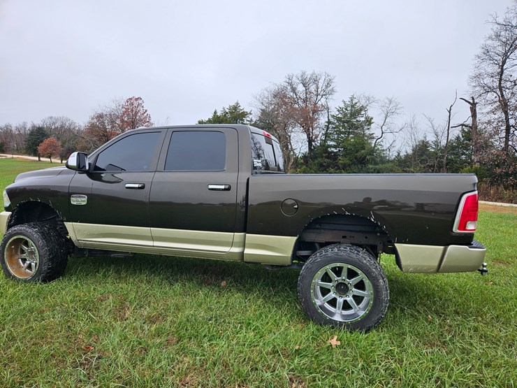 2014-dodge-2500-image-7