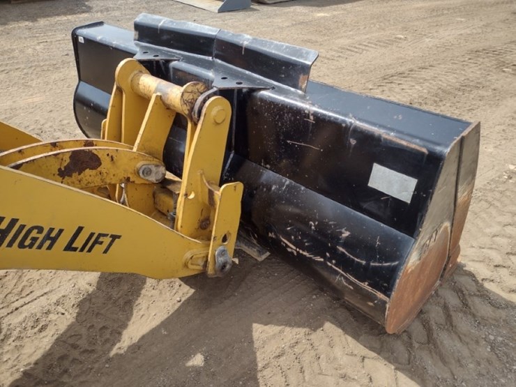 caterpillar-910m-image-18