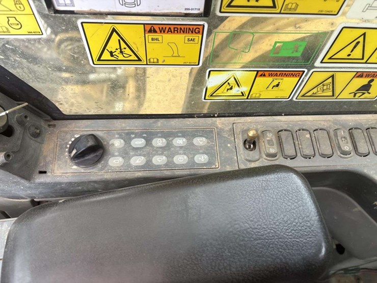 caterpillar-336fl-image-25