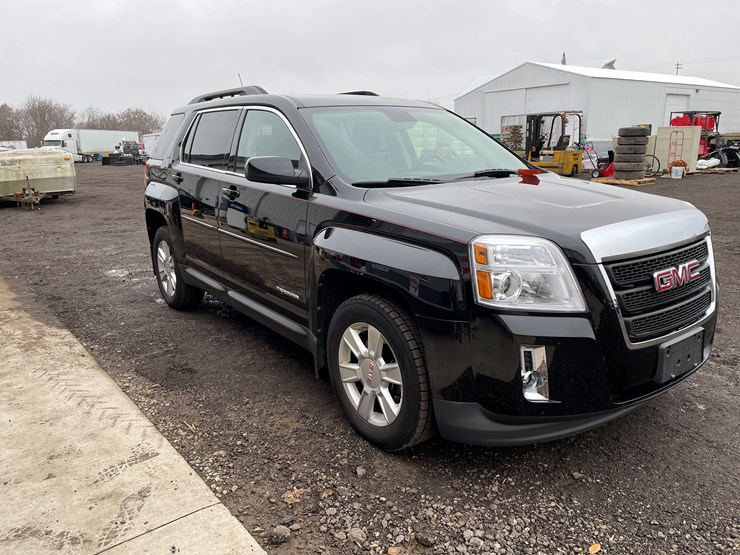 2012-gmc-terrain-sle-image-3