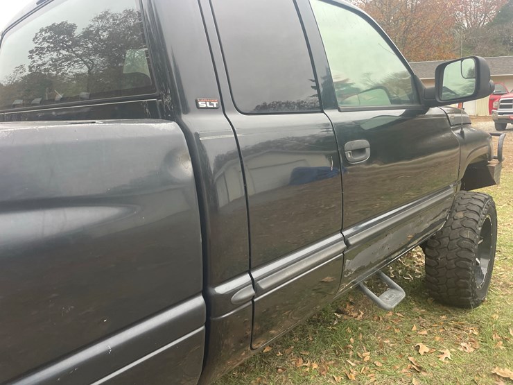 1997-dodge-2500-image-13