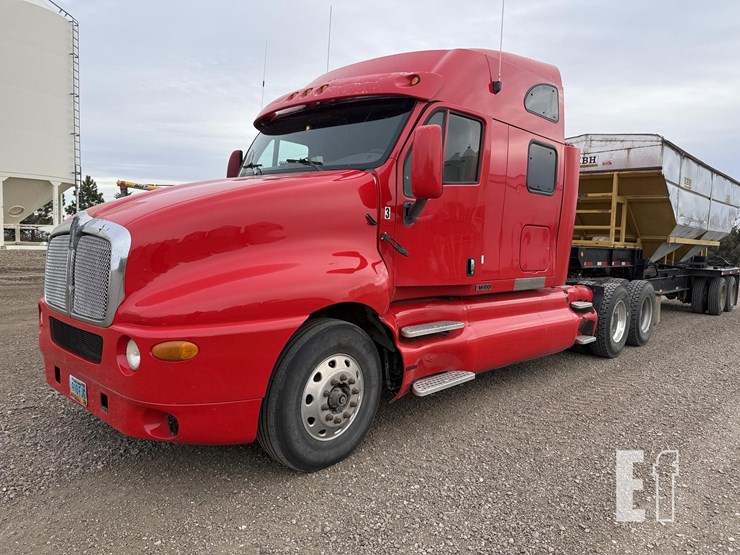 2003-kenworth-t2000-image-1