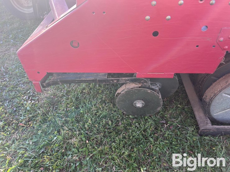 international-6200-image-11