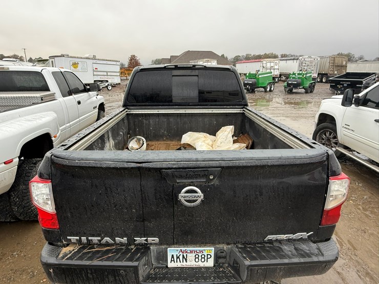 2017-nissan-titan-image-14