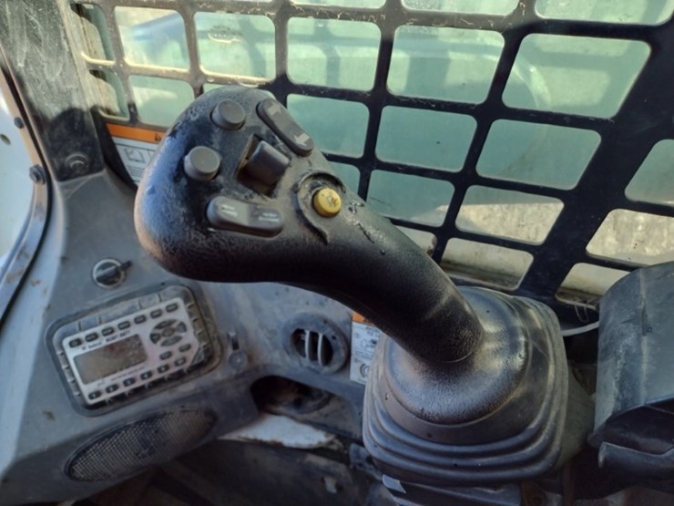 19-bobcat-t870-image-9